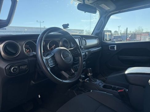 Used 2019 Jeep Wrangler Unlimited Sport S image 5