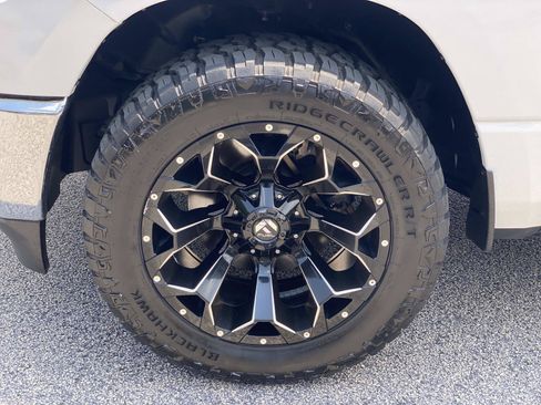 Used 2021 RAM 1500 Big Horn AWD/4WD image 13
