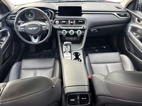 Used 2023 Genesis G70 2.0T image 10
