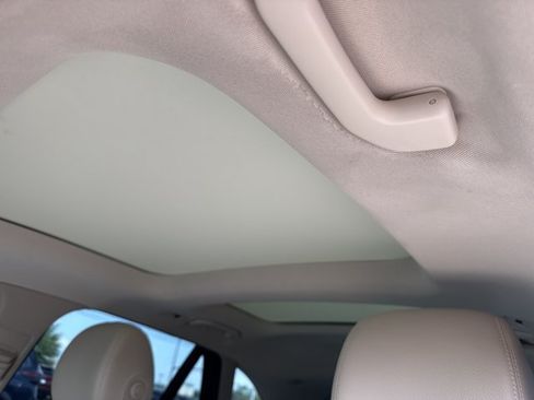 Used 2018 Mercedes-Benz GLC 300 image 15