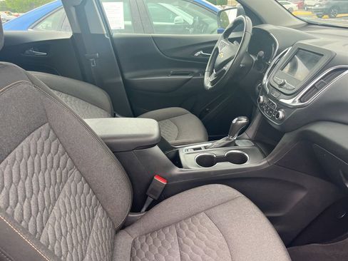 Used 2019 Chevrolet Equinox LT image 4