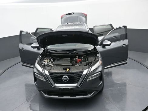 Used 2023 Nissan Rogue SL w/ SL Premium Package image 38