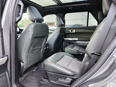 Certified 2022 Ford Explorer Timberline image 18