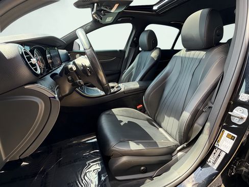 Used 2018 Mercedes-Benz E 300 4MATIC image 18