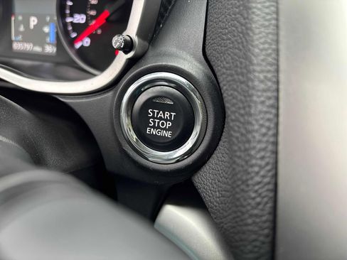 Used 2025 Mitsubishi Eclipse Cross SE image 19