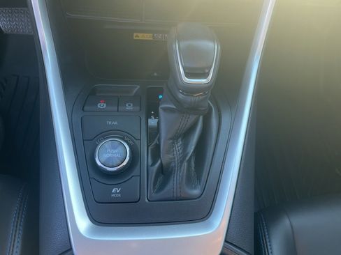 Used 2024 Toyota RAV4 XSE image 19