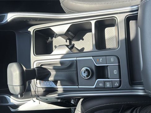 New 2026 Kia Sorento S FWD image 25