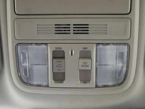 Used 2017 Honda CR-V EX image 23