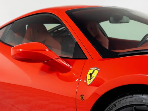 Certified 2019 Ferrari 488 Pista Coupe RWD image 29