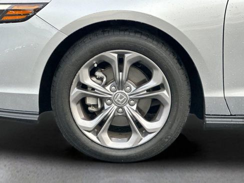 Used 2024 Honda Accord EX image 24