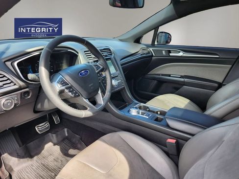 Used 2017 Ford Fusion Sport w/ Equipment Group 401A AWD/4WD image 11