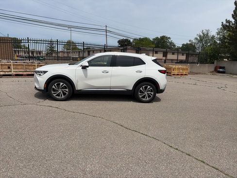 Used 2023 Buick Envision Essence AWD/4WD image 5