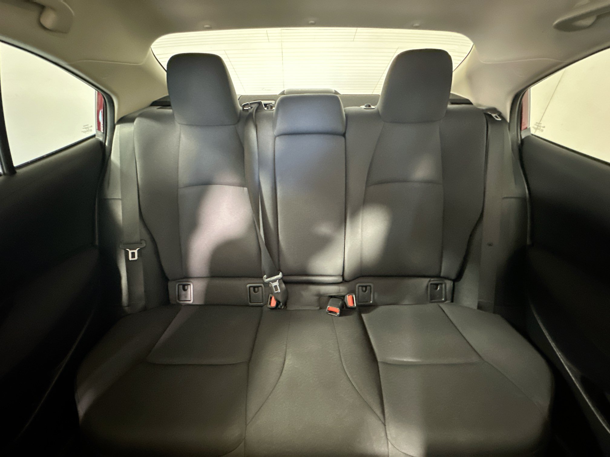 Used 2024 Toyota Corolla LE FWD image 29
