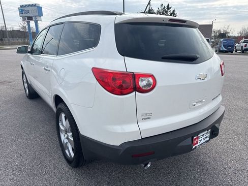 Used 2010 Chevrolet Traverse LTZ image 5