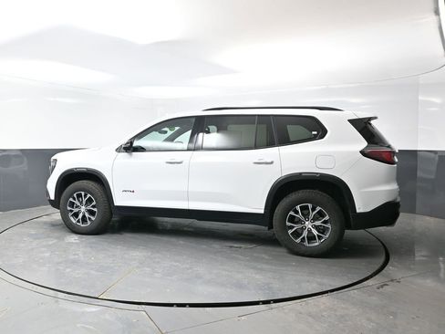 Used 2025 GMC Acadia AT4 w/ Super Cruise Package image 11