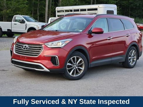 Used 2018 Hyundai Santa Fe SE AWD/4WD image 2