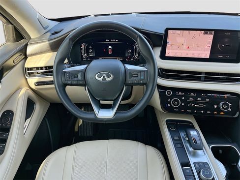 Used 2025 INFINITI QX60 Sensory w/ Vision Package image 24