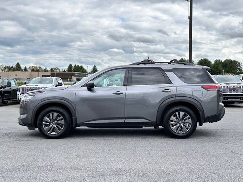 Used 2022 Nissan Pathfinder SV w/ SV Premium Package AWD/4WD image 7