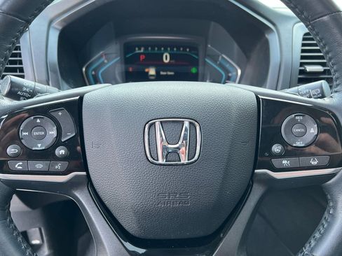 Used 2023 Honda Odyssey Elite image 34