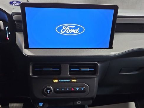 Certified 2025 Ford Maverick XLT w/ Equipment Group 301A AWD/4WD image 13