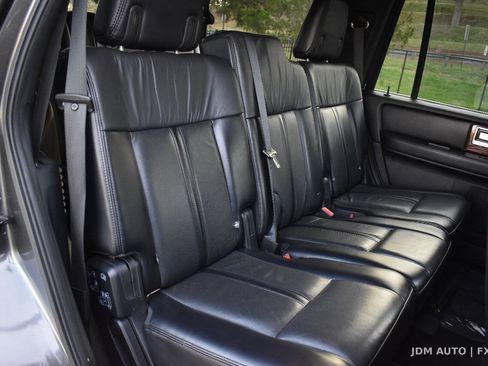 Used 2017 Lincoln Navigator Select AWD/4WD image 15