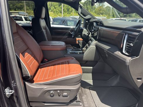 Used 2024 GMC Sierra 2500 Denali Ultimate image 17