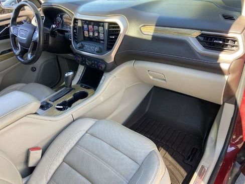 Used 2017 GMC Acadia Denali w/ Technology Package image 26