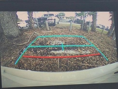Used 2018 Toyota Prius Prime Advanced FWD image 8