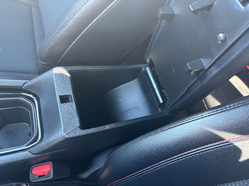 Used 2024 Jeep Compass Trailhawk image 15