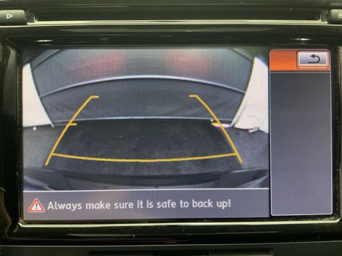 Used 2014 Volkswagen Passat TDI SE FWD image 16