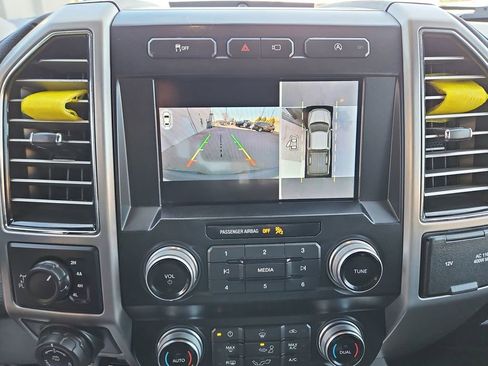 Used 2020 Ford F150 Platinum w/ Technology Package image 17