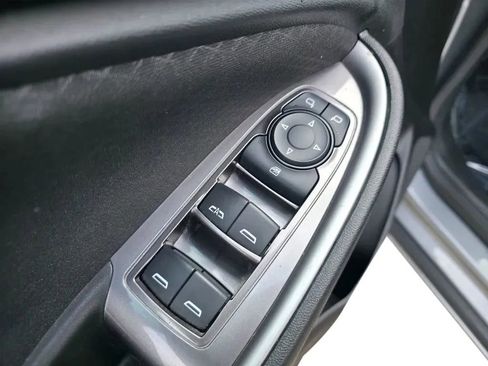 Used 2023 Chevrolet Malibu LT FWD image 12