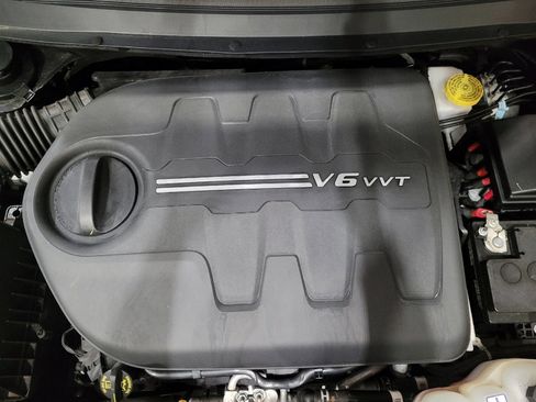 Used 2020 Jeep Cherokee Limited AWD/4WD image 30