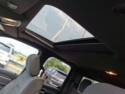 Used 2021 RAM 1500 Big Horn RWD image 10