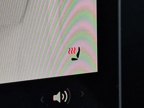 Used 2022 Tesla Model Y Performance image 28