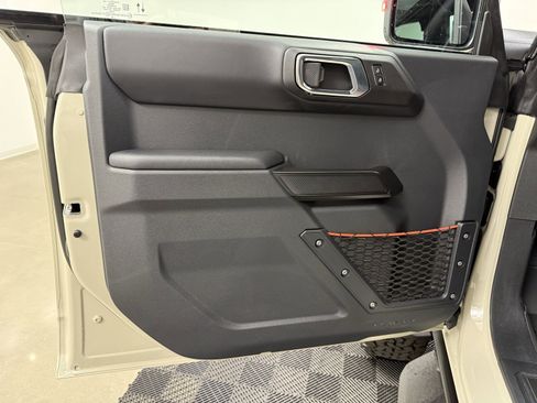 New 2025 Ford Bronco Raptor image 13