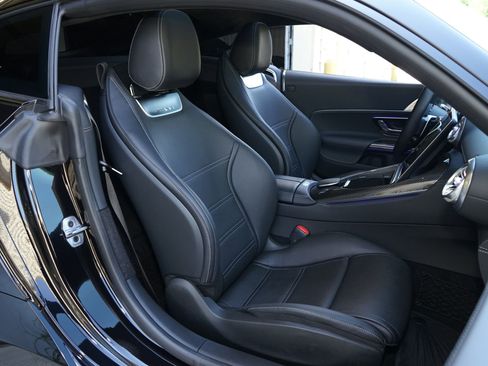 Used 2025 Mercedes-Benz AMG GT 63 image 11