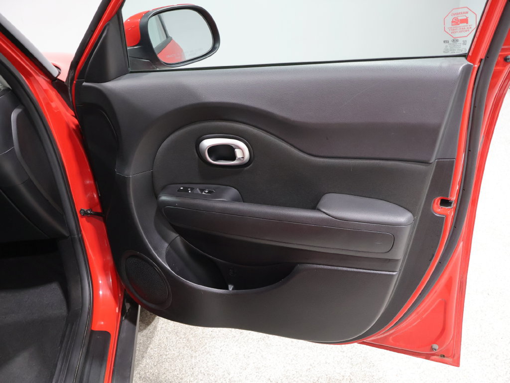 Used 2019 Kia Soul + FWD image 23