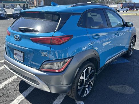 Certified 2022 Hyundai Kona Limited w/ Cargo Package image 6