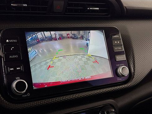 Used 2022 Nissan Kicks SV image 15