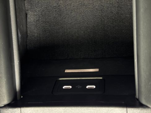 Used 2023 Mercedes-Benz C 43 AMG 4MATIC Sedan image 38