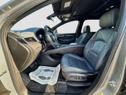 Used 2023 Buick Enclave Essence w/ Experience Buick Package AWD/4WD image 26