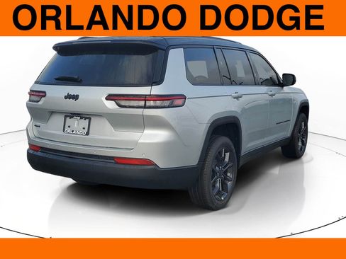 New 2025 Jeep Grand Cherokee L Limited w/ Trailer Tow Package image 4