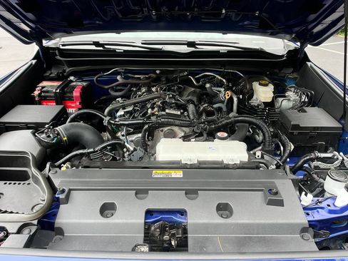 Certified 2024 Toyota Tacoma SR5 AWD/4WD image 22
