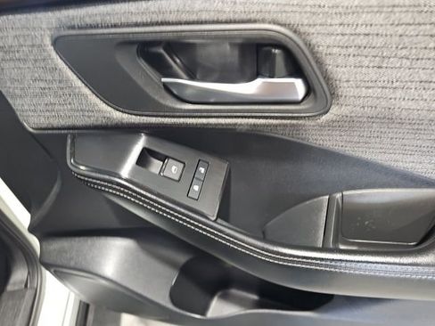 Certified 2023 Nissan Rogue SV image 27