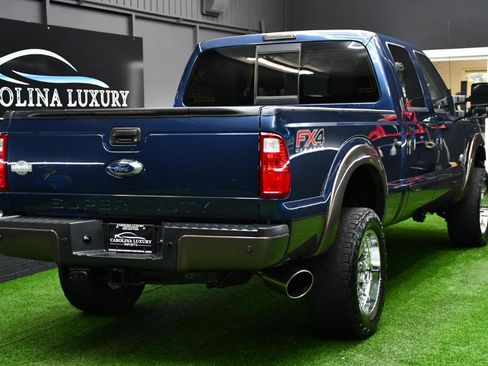 Used 2015 Ford F350 King Ranch w/ King Ranch w/Chrome Package AWD/4WD image 4