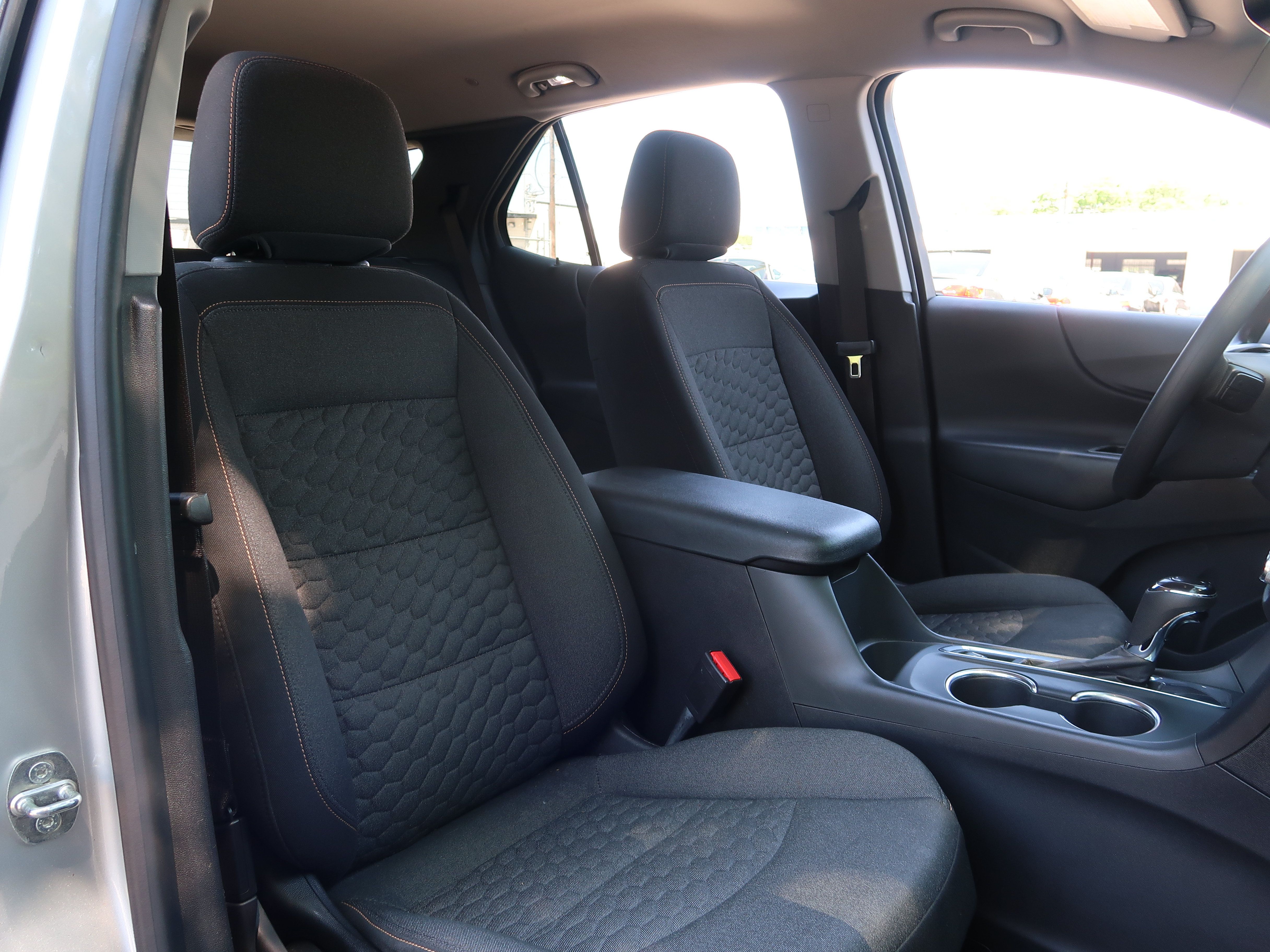Used 2021 Chevrolet Equinox LT FWD image 13
