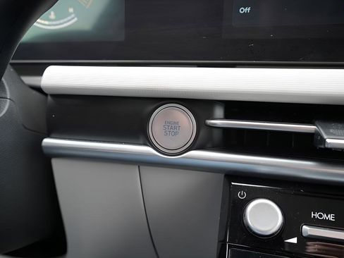 Certified 2025 Hyundai Tucson SEL image 29