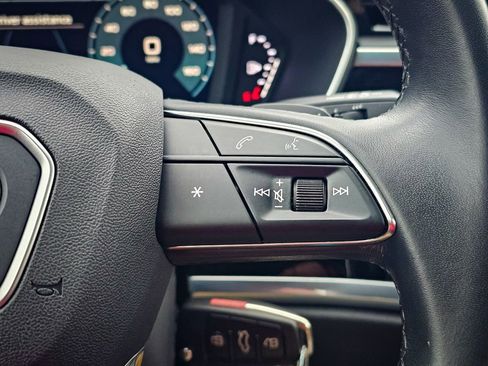 Used 2022 Audi Q3 2.0T Premium image 22