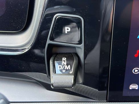 Certified 2024 Porsche Cayenne AWD/4WD image 15